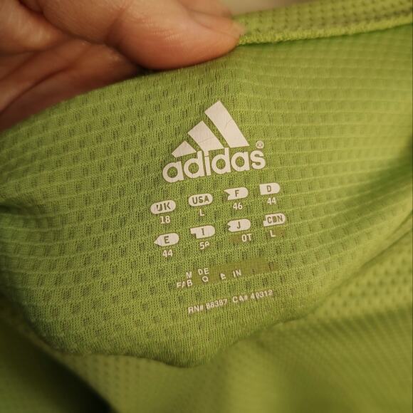 Adidas Performance Dynamic Long Sleeve Mesh V-Neck Top in Apple Green Size Large - Picture 4 of 8